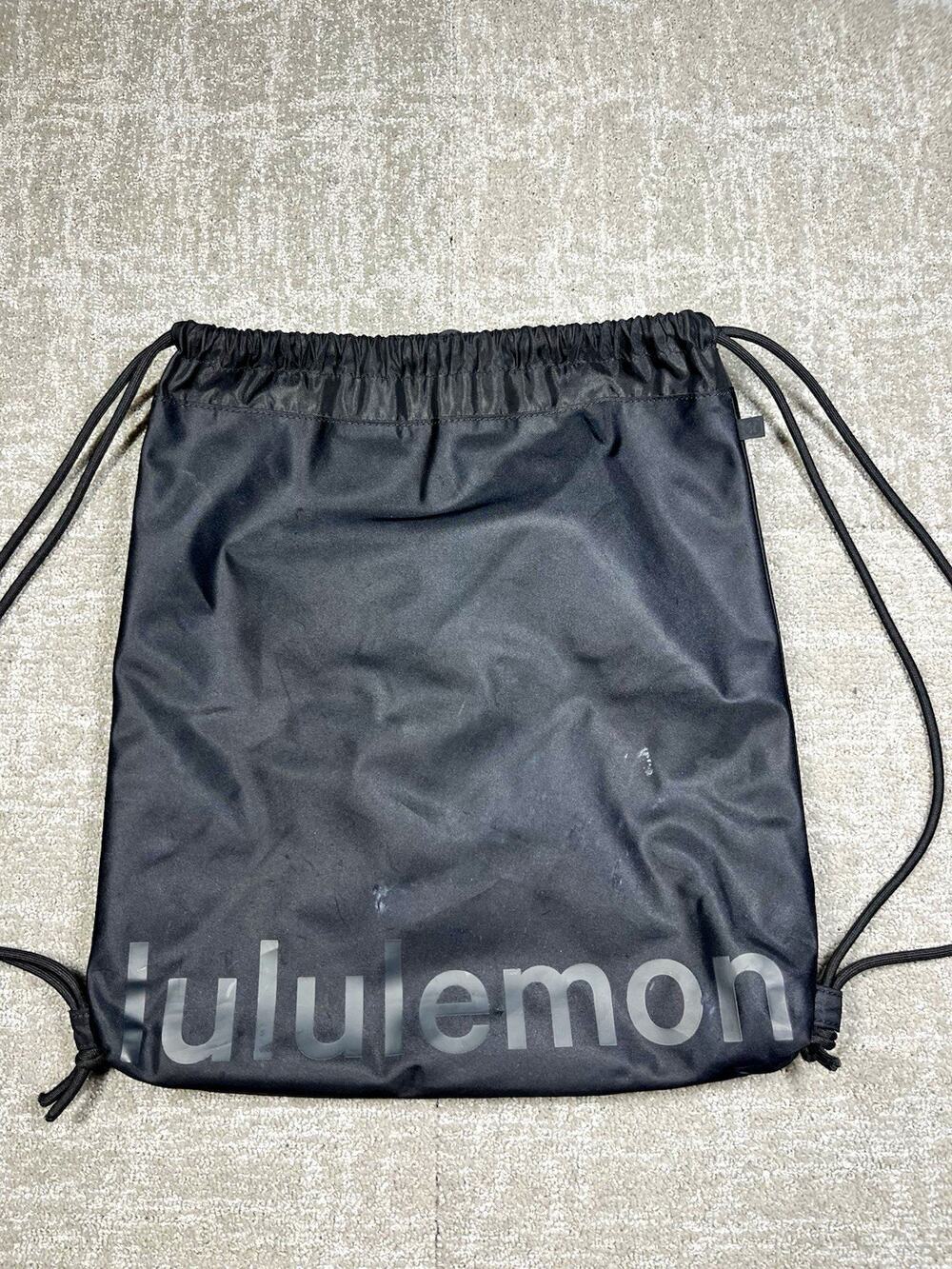Lululemon Black Medium Nylon Drawstring Gym Bag Logo Accent Gym & Training